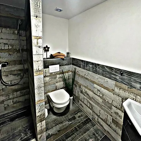 O5 Quarto em Acomodações Particulares Bratislava